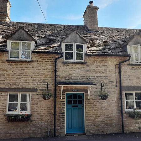 Luckington Cotswold Cottage Bed & Breakfast מראה חיצוני תמונה