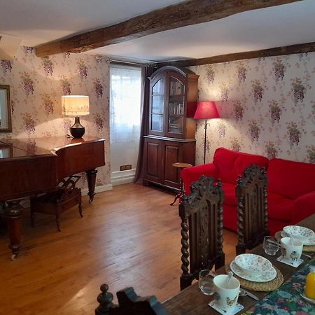 Luckington Cotswold Cottage Bed & Breakfast מראה חיצוני תמונה