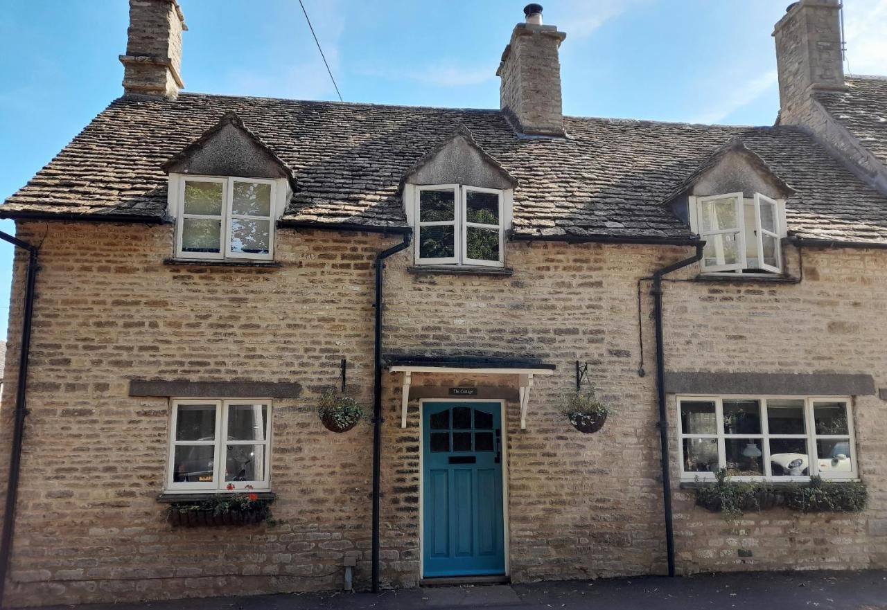 Luckington Cotswold Cottage Bed & Breakfast מראה חיצוני תמונה